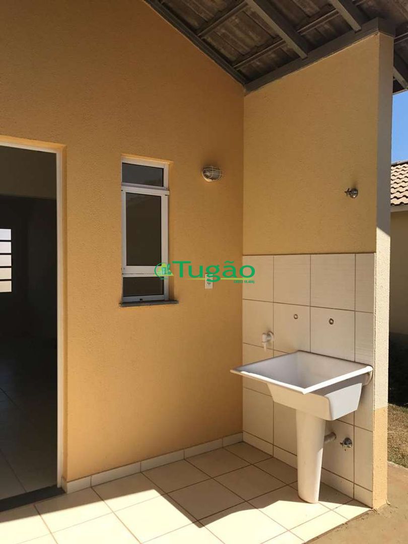 Casa com 2 quartos à venda, 46m² — foto 1 de 17