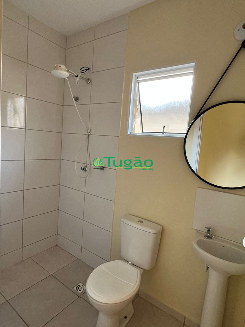 Casa com 2 quartos à venda, 43m² — foto 2 de 17