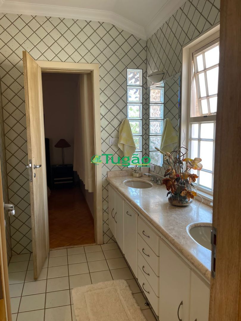 Casa de Condomínio com 3 quartos à venda, 460m² — foto 27 de 45