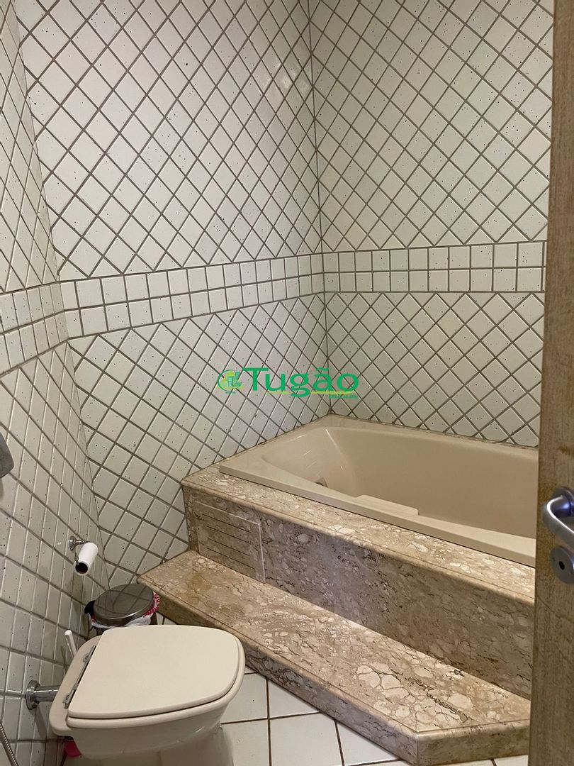 Casa de Condomínio com 3 quartos à venda, 460m² — foto 28 de 45