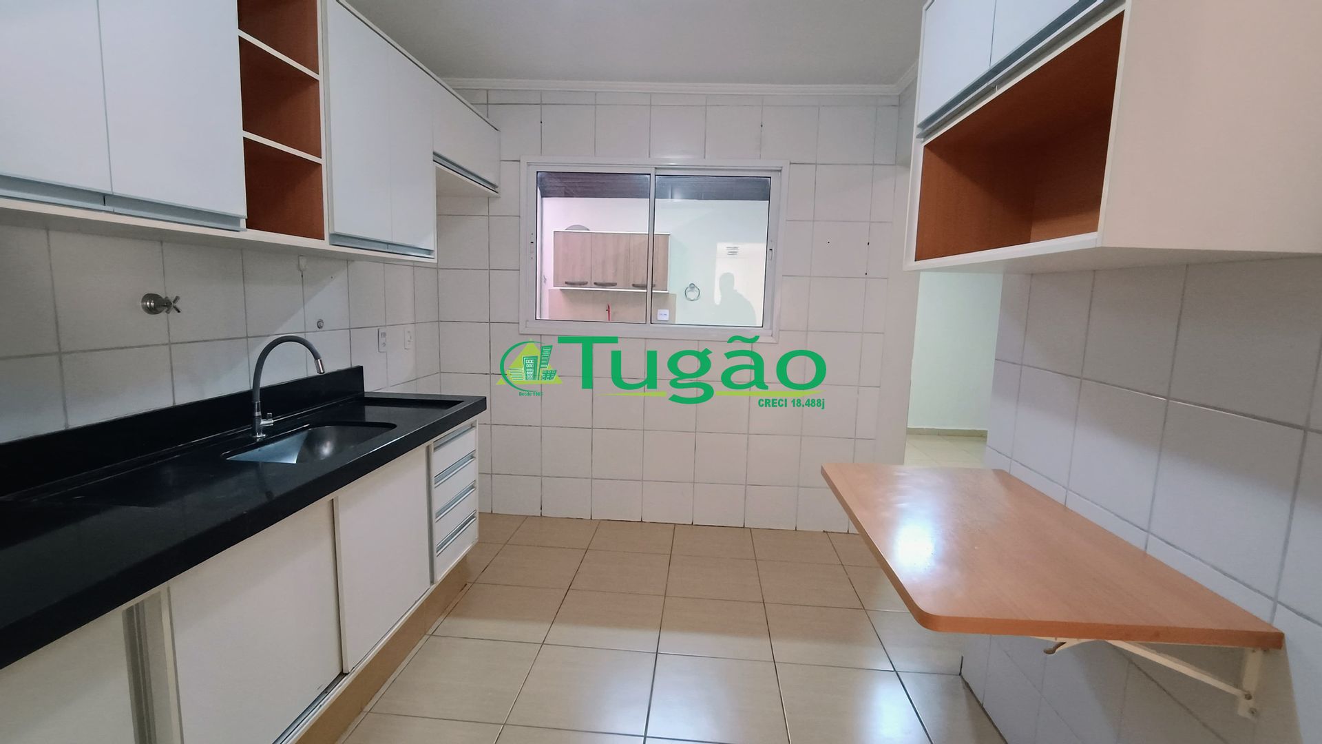 Casa de Condomínio com 3 quartos à venda, 178m² — foto 2 de 14
