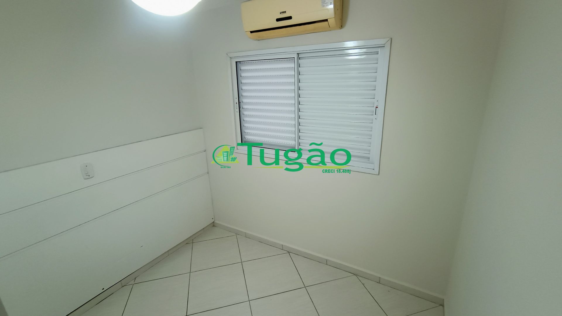 Casa de Condomínio com 3 quartos à venda, 178m² — foto 9 de 14