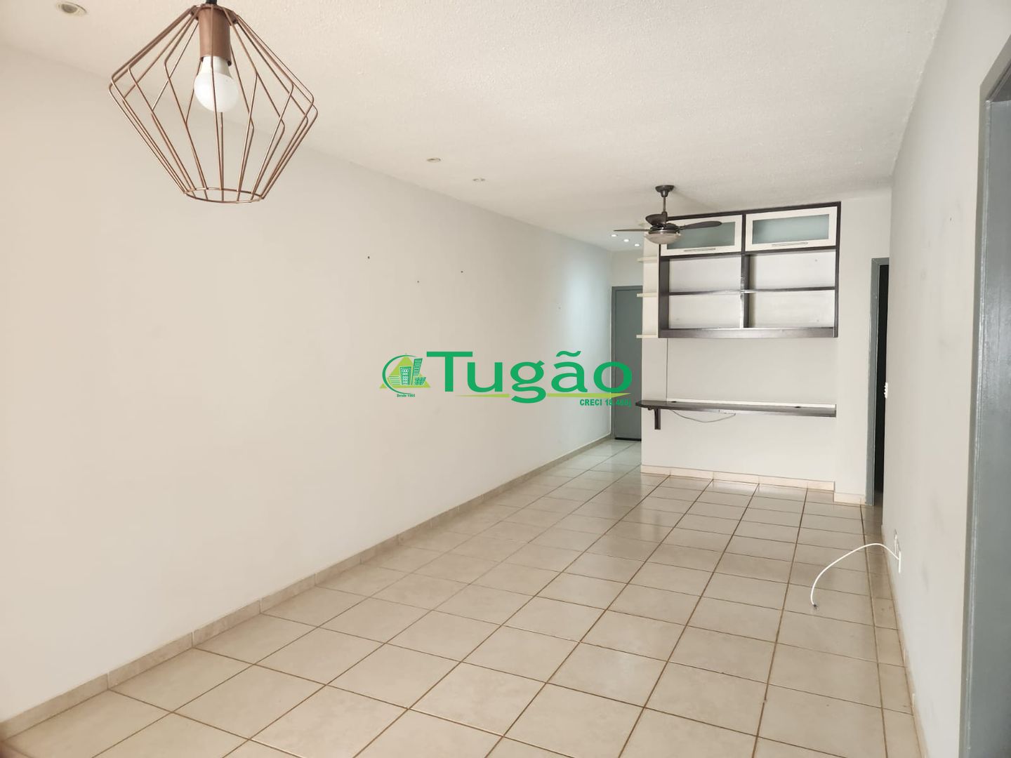 Casa de Condomínio com 3 quartos para aluguel, 200m² — foto 3 de 20