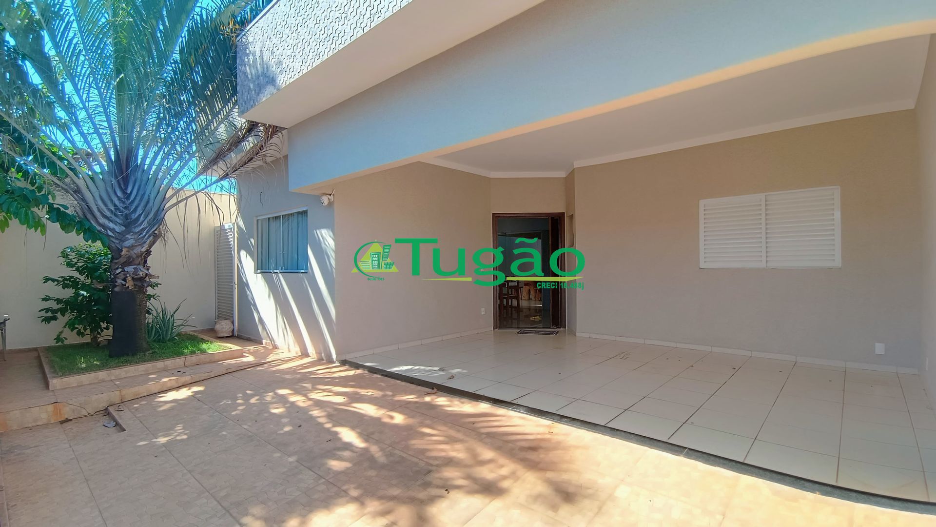 Casa com 3 quartos à venda, 145m² — foto 1 de 17