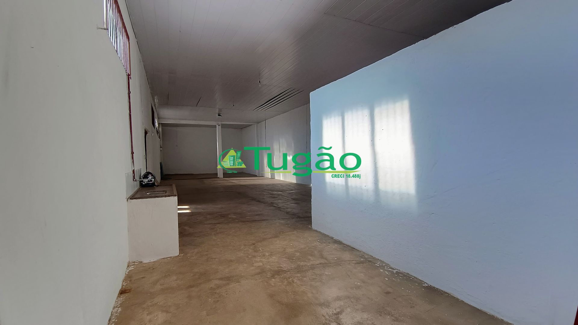 Loja / Salão / Ponto Comercial  para aluguel, 300m² — foto 2 de 16