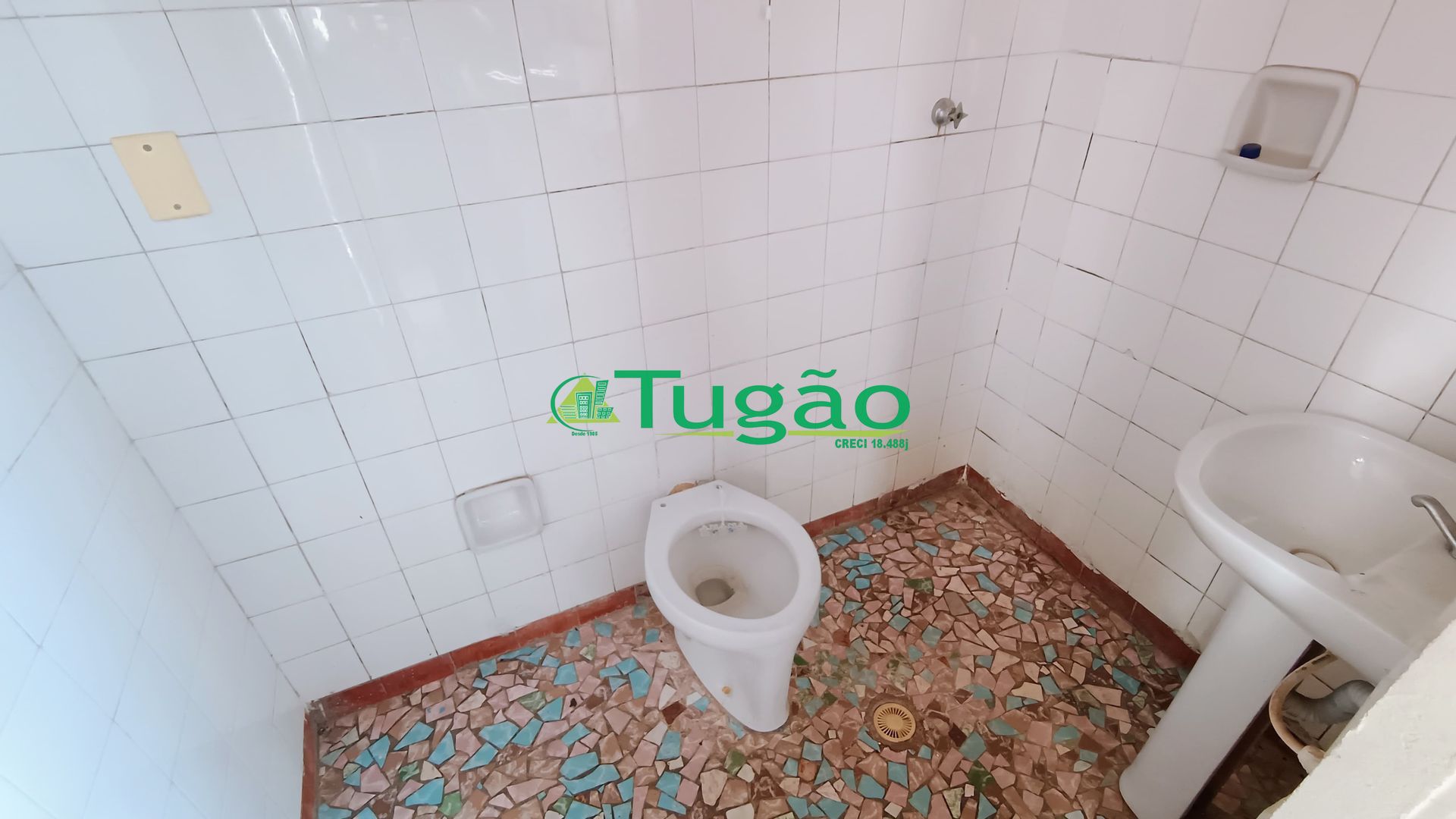 Loja / Salão / Ponto Comercial  para aluguel, 300m² — foto 1 de 16
