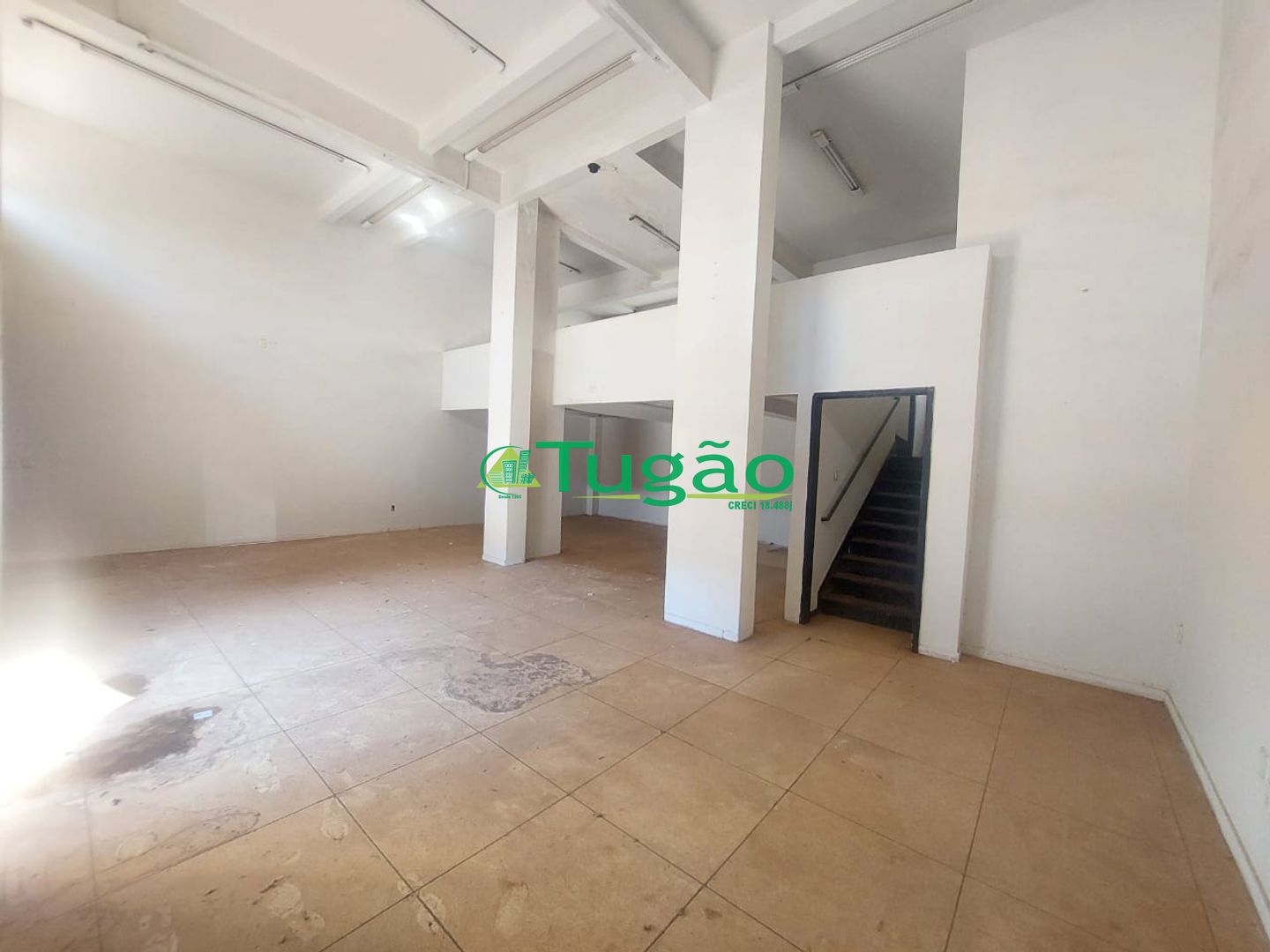 Loja / Salão / Ponto Comercial  para aluguel, 150m² — foto 3 de 5