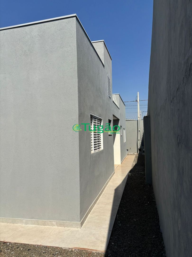 Casa com 2 quartos à venda, 52m² — foto 3 de 48