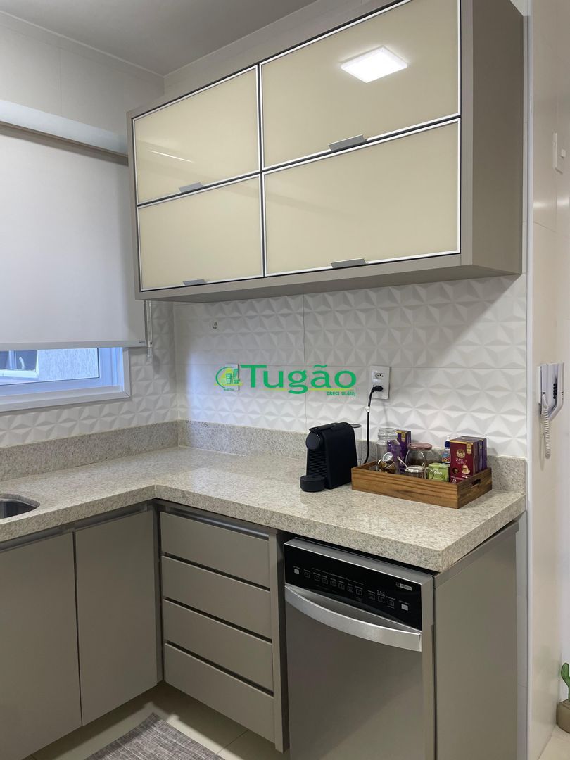 Apartamento com 3 quartos à venda, 142m² — foto 4 de 8
