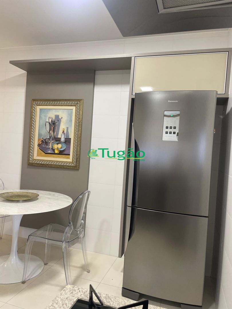 Apartamento com 3 quartos à venda, 142m² — foto 3 de 8