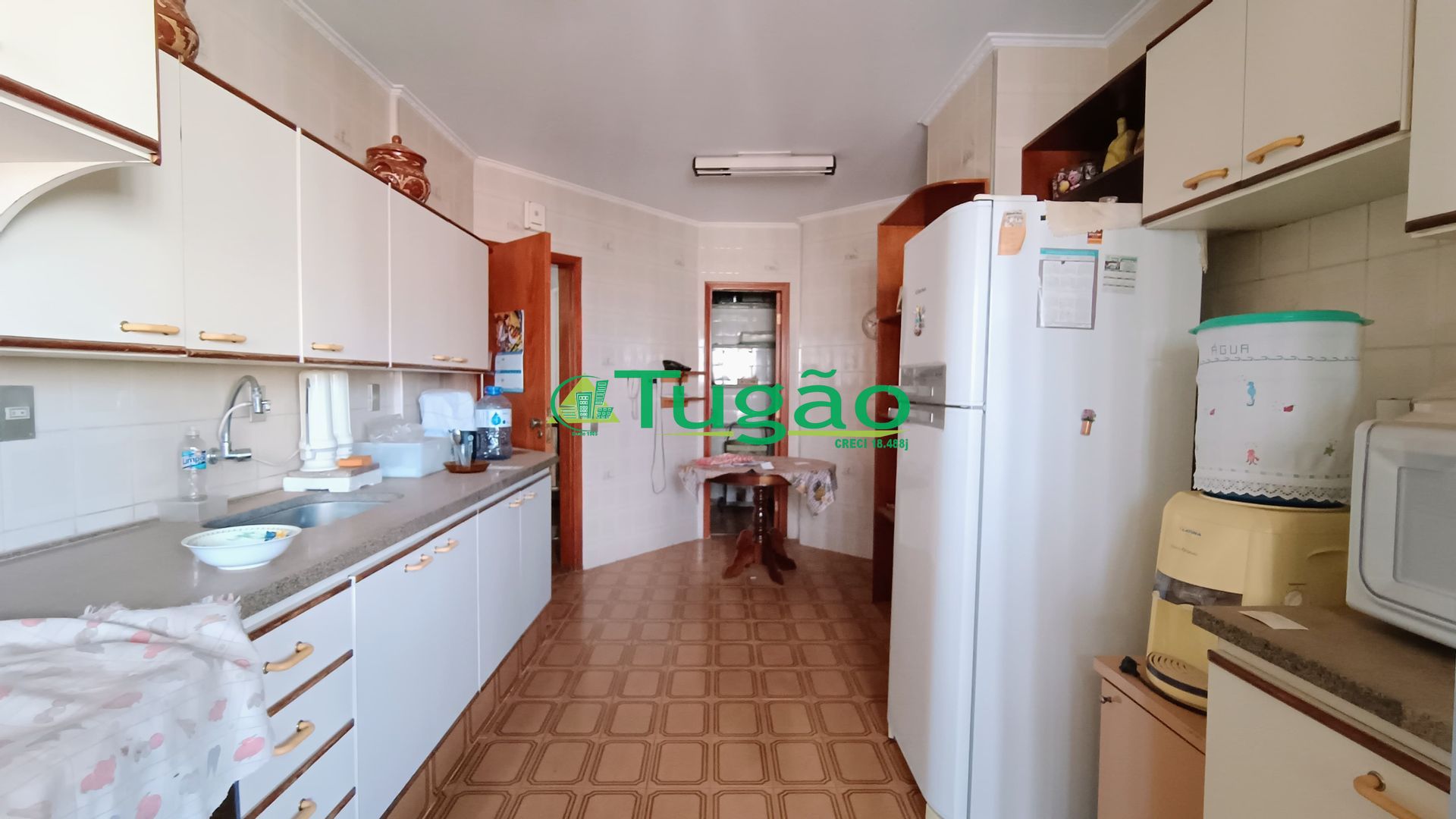 Apartamento com 3 quartos à venda, 165m² — foto 1 de 21