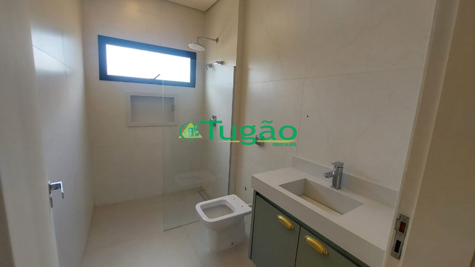 Casa de Condomínio com 3 quartos à venda, 300m² — foto 4 de 24
