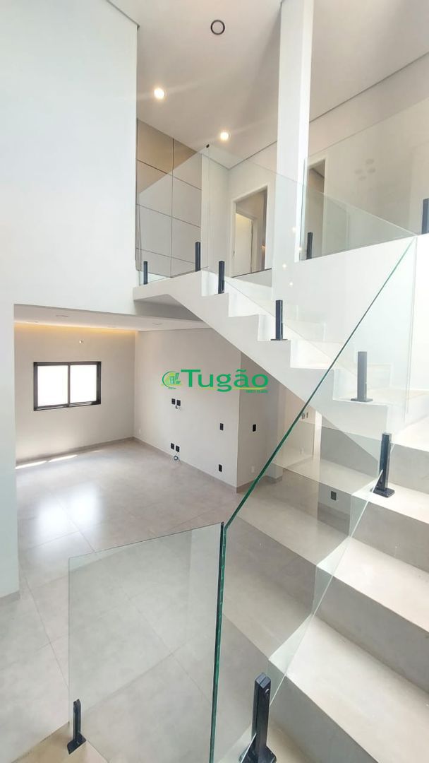 Casa de Condomínio com 3 quartos à venda, 300m² — foto 11 de 24
