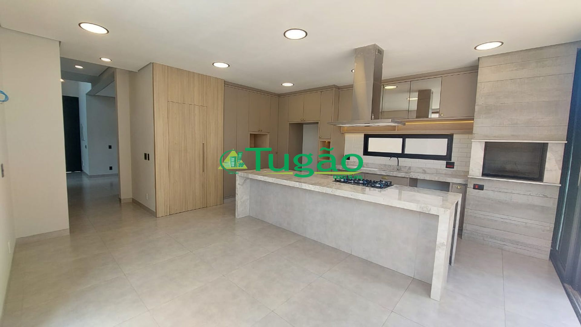 Casa de Condomínio com 3 quartos à venda, 300m² — foto 21 de 24