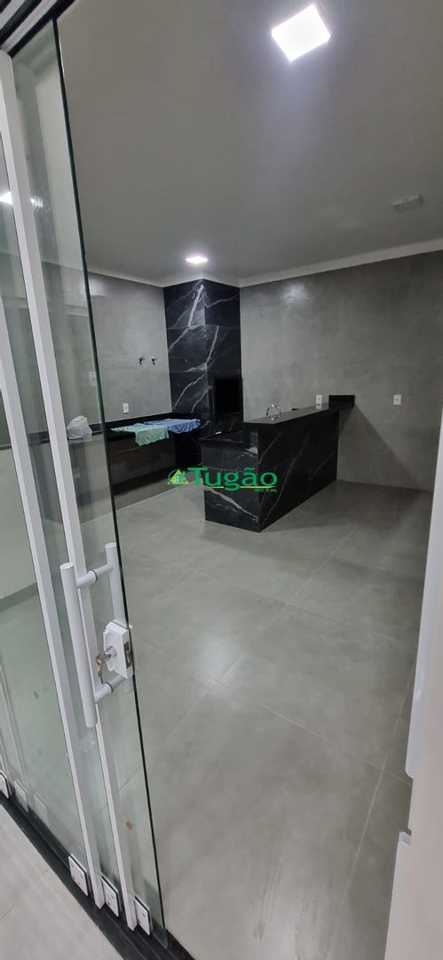 Casa com 3 quartos à venda, 139m² — foto 5 de 17
