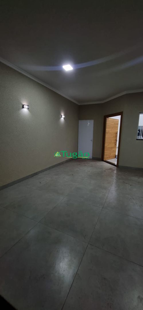 Casa com 3 quartos à venda, 139m² — foto 4 de 17