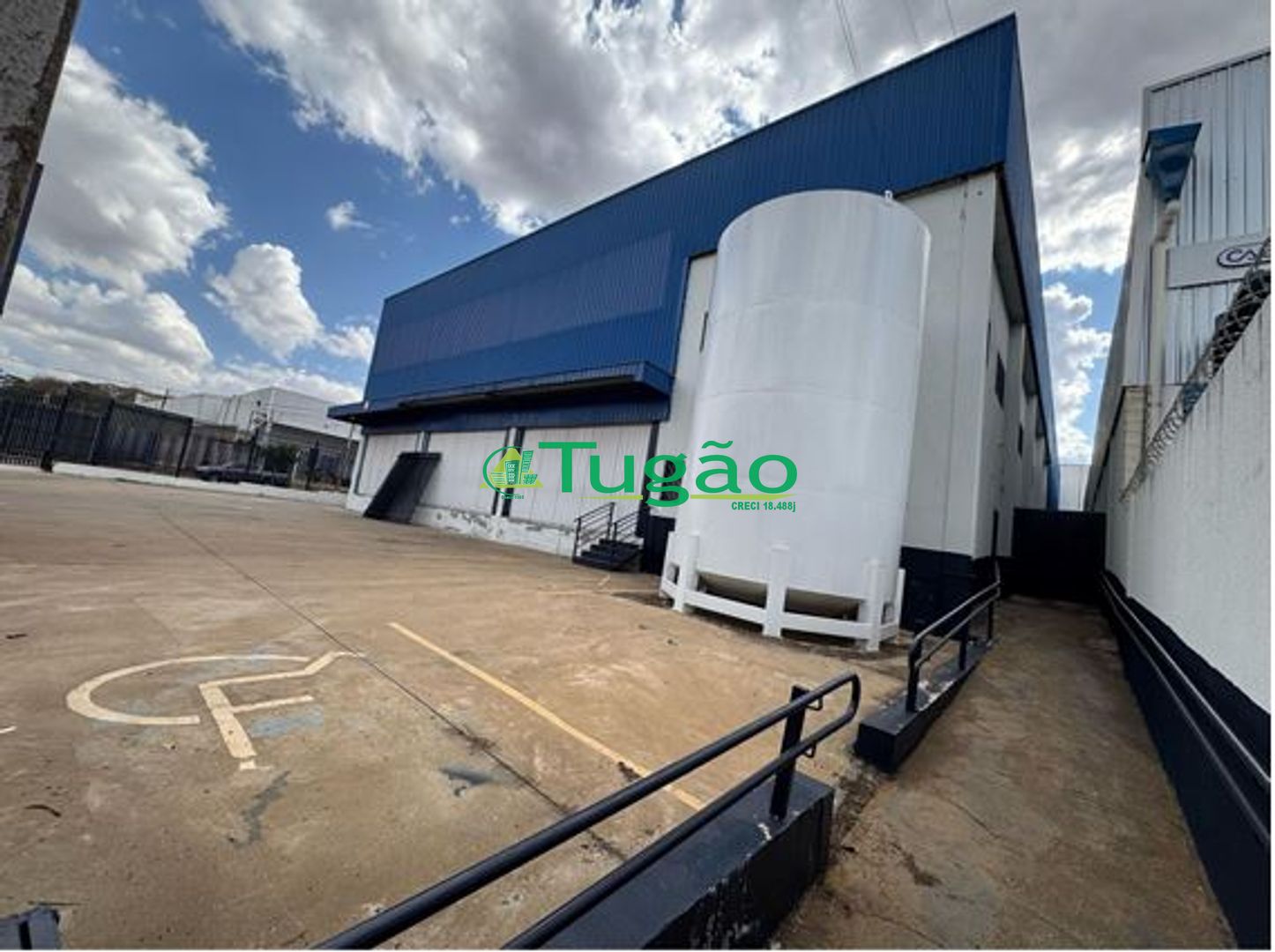 Loja / Salão / Ponto Comercial  para aluguel, 1250m² — foto 3 de 11