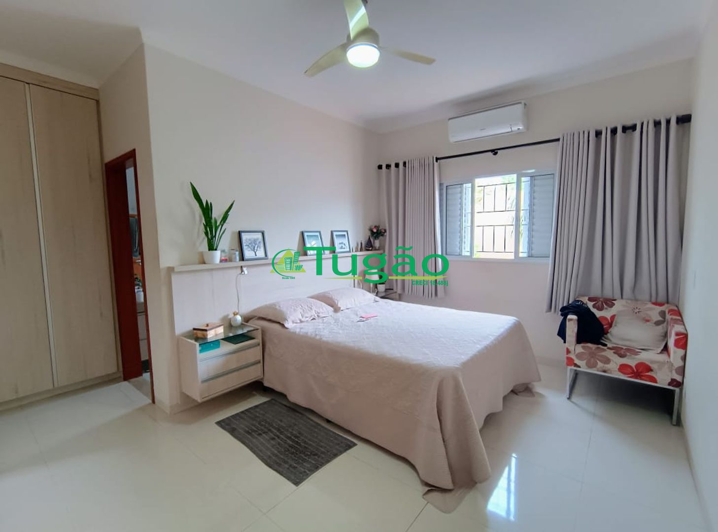 Casa com 3 quartos à venda, 160m² — foto 3 de 18