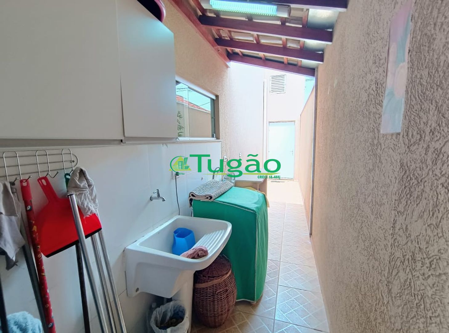 Casa com 3 quartos à venda, 160m² — foto 17 de 18