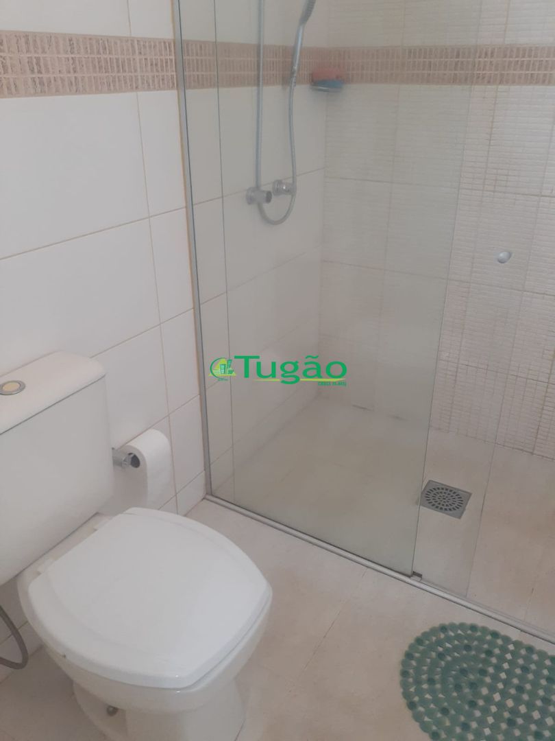 Casa com 3 quartos à venda, 230m² — foto 14 de 18