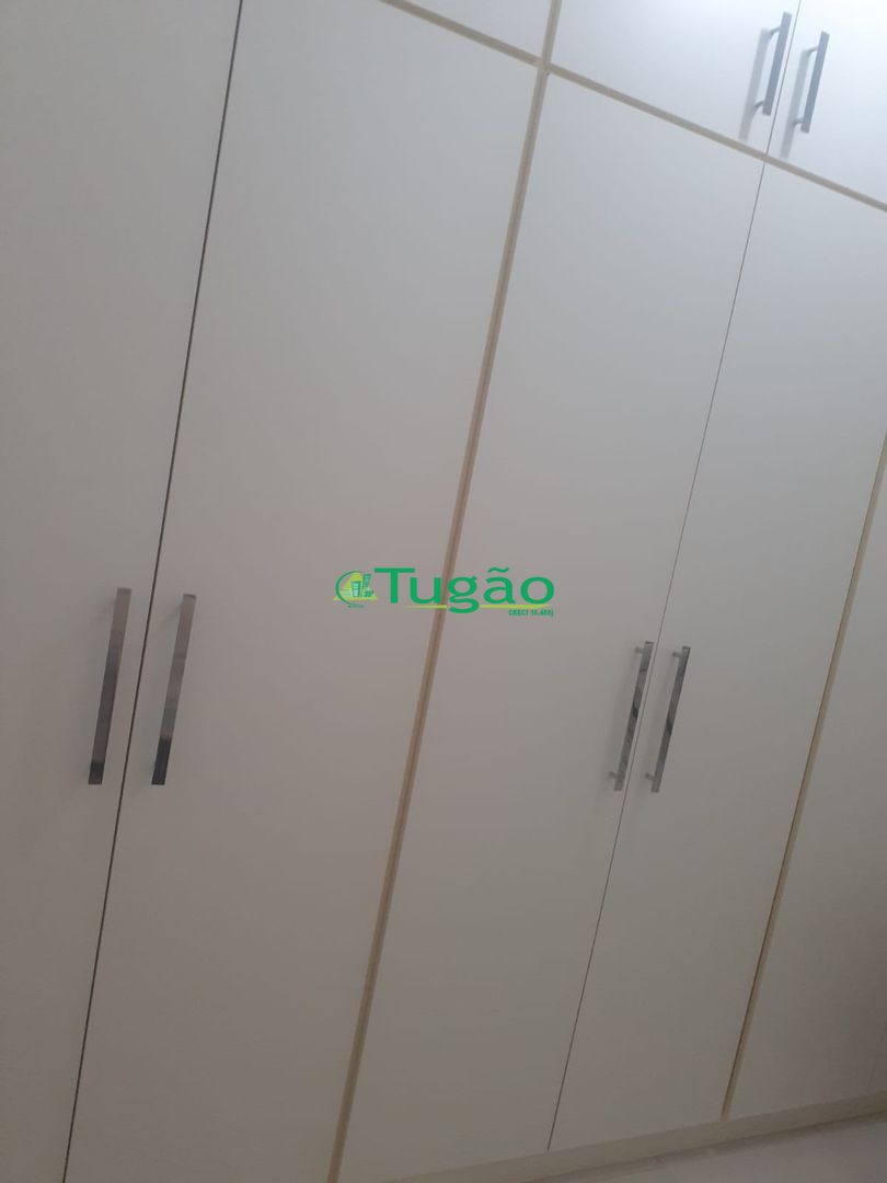 Casa com 3 quartos à venda, 230m² — foto 10 de 18
