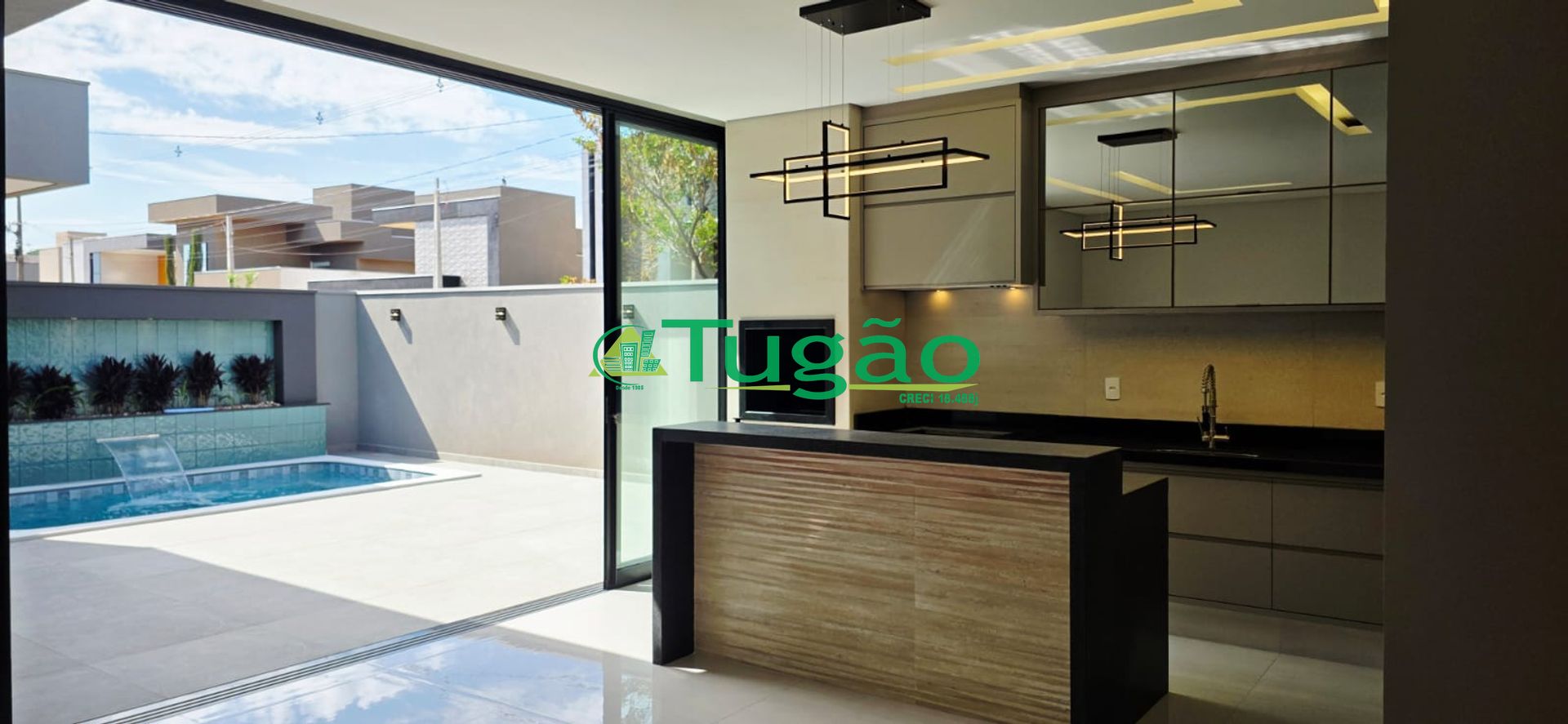 Casa de Condomínio com 3 quartos à venda, 215m² — foto 15 de 18