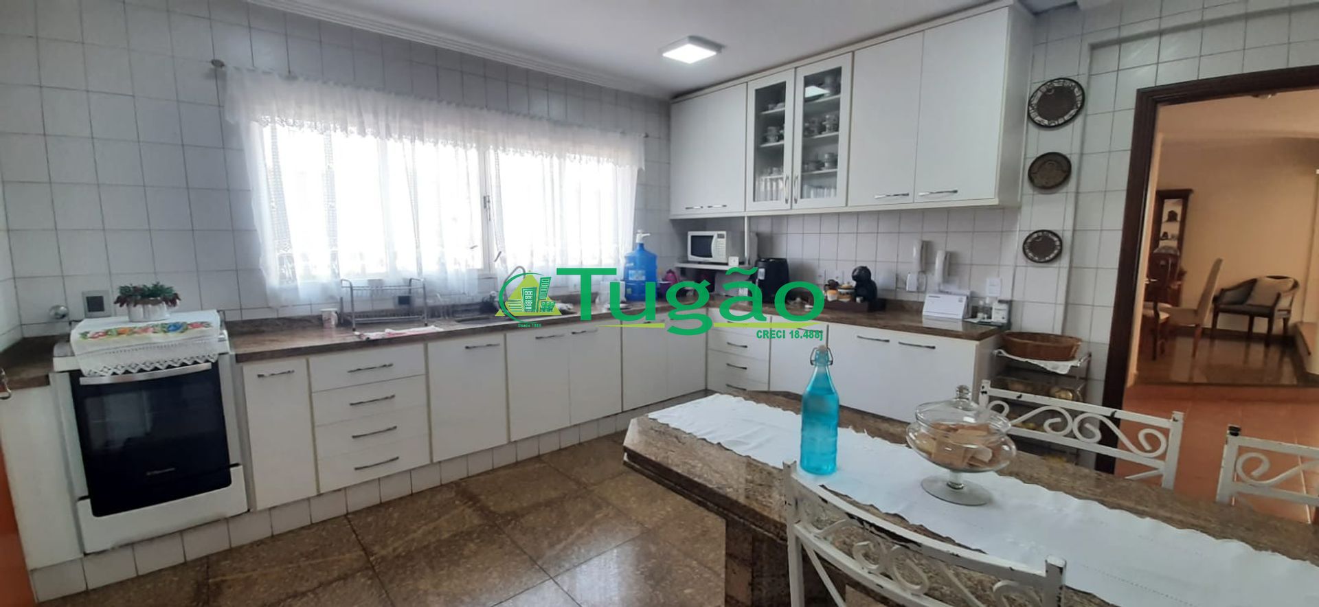 Casa com 3 quartos à venda, 330m² — foto 21 de 29