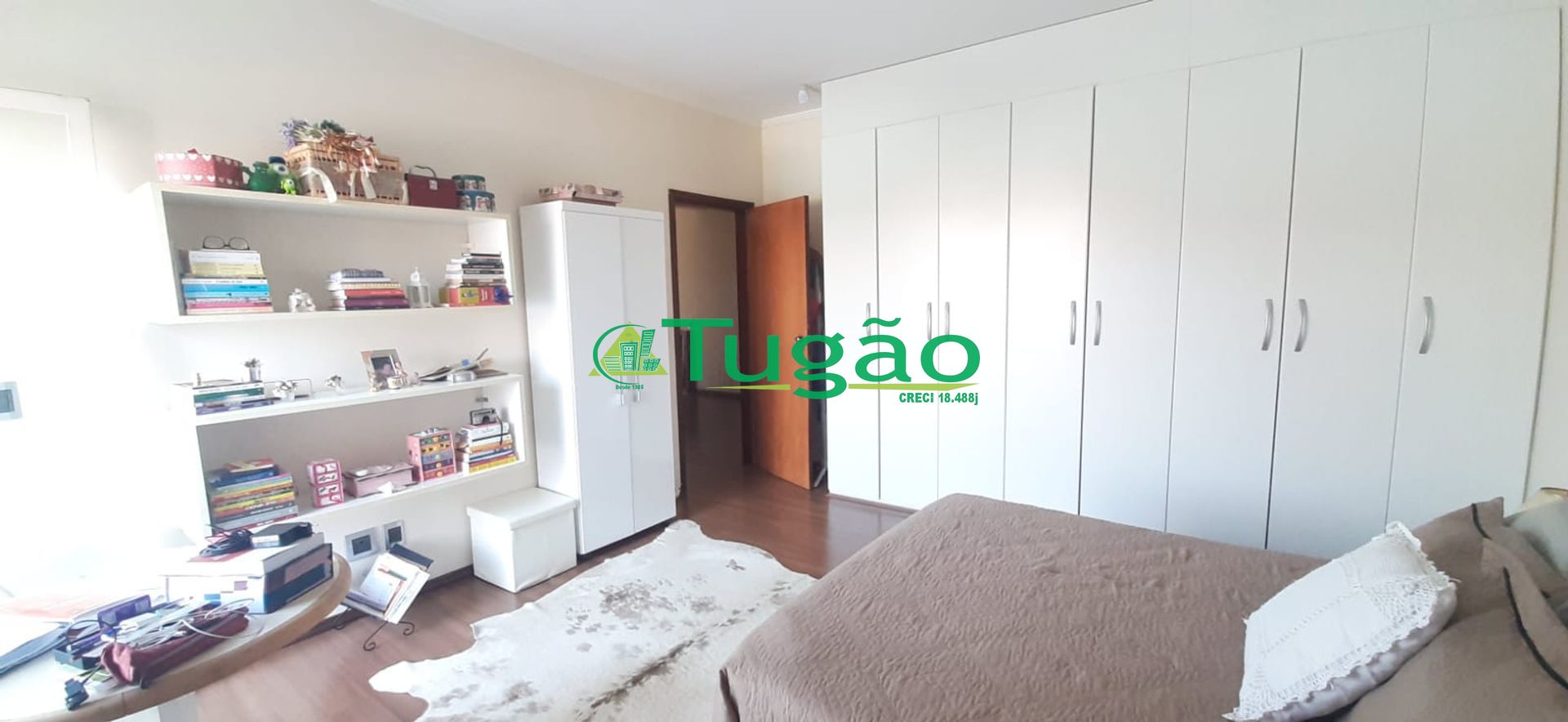 Casa com 3 quartos à venda, 330m² — foto 11 de 29