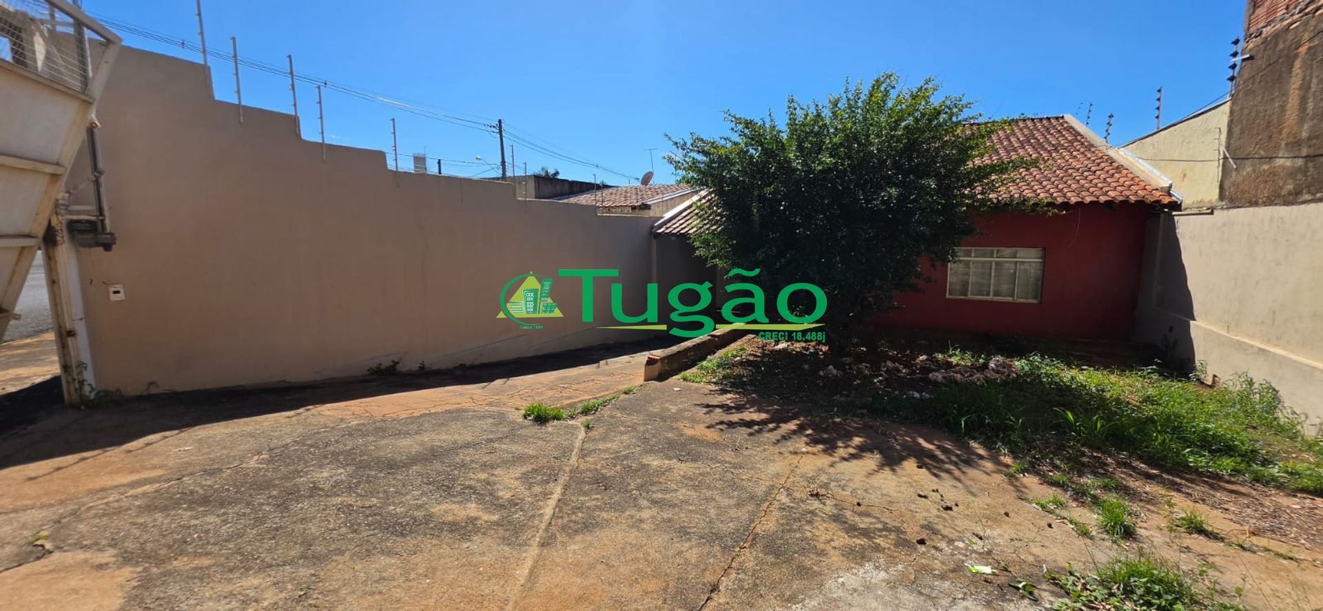 Casa com 3 quartos à venda, 128m² — foto 3 de 21