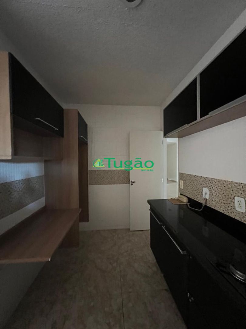 Casa de Condomínio com 3 quartos à venda, 114m² — foto 2 de 17