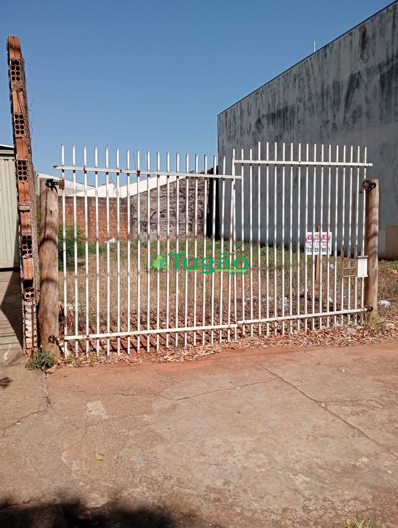 Terreno / Lote / Condomínio  à venda, 194m² — foto 2 de 3