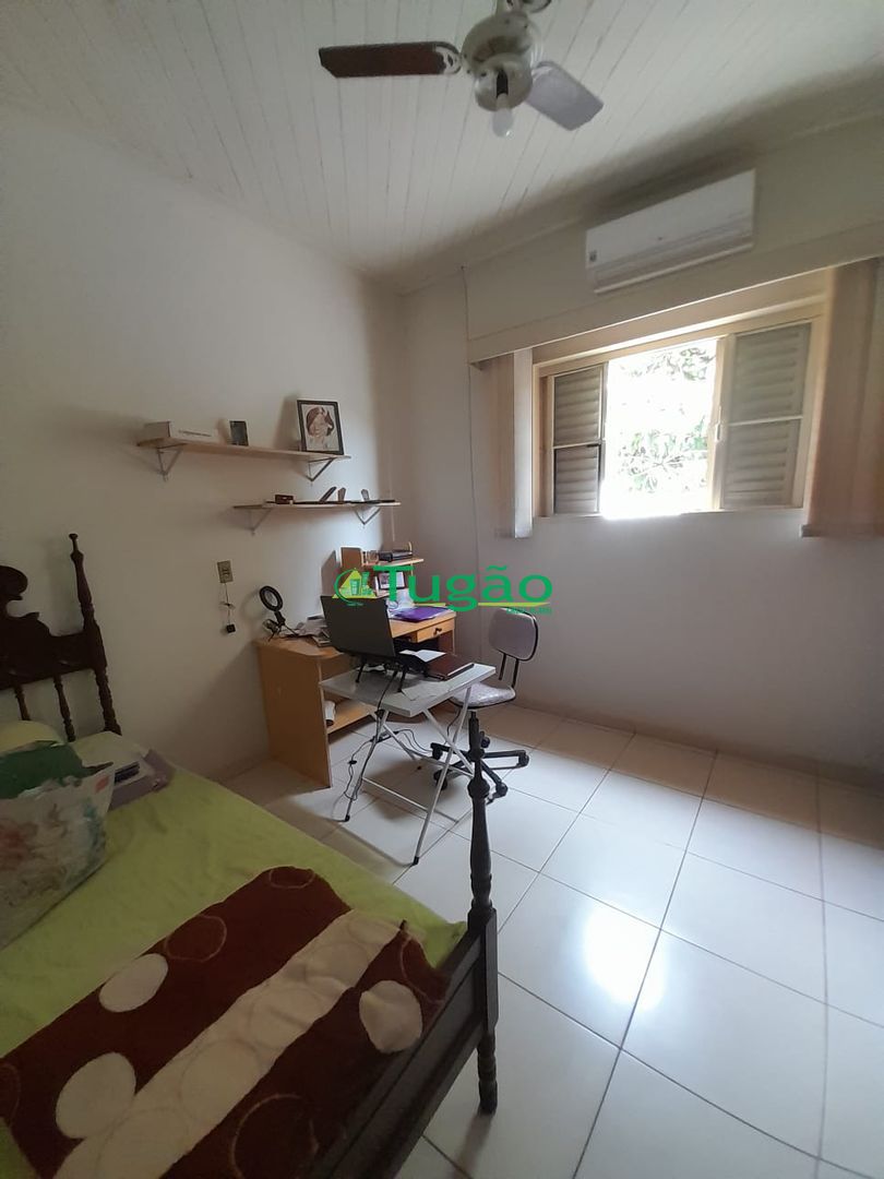 Casa com 3 quartos à venda, 180m² — foto 11 de 15