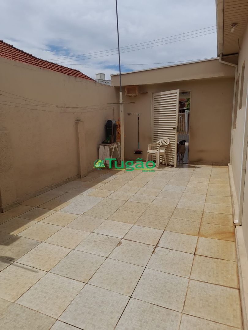 Casa com 3 quartos à venda, 180m² — foto 14 de 15