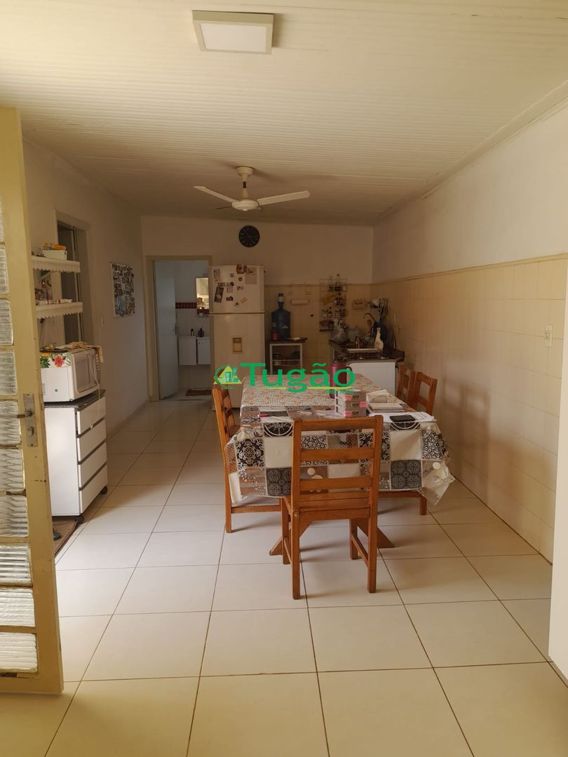 Casa com 3 quartos à venda, 180m² — foto 9 de 15