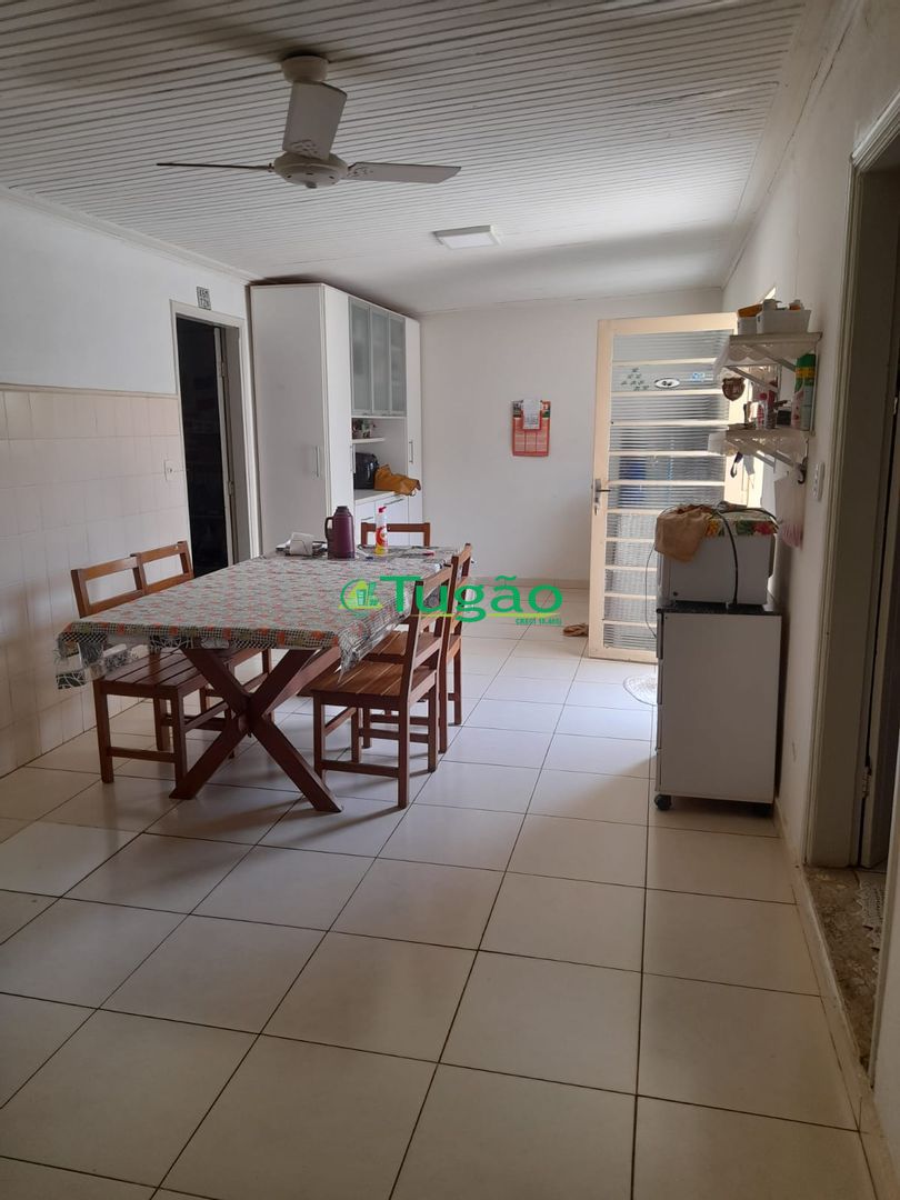 Casa com 3 quartos à venda, 180m² — foto 6 de 15