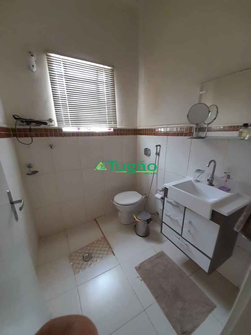 Casa com 3 quartos à venda, 180m² — foto 12 de 15