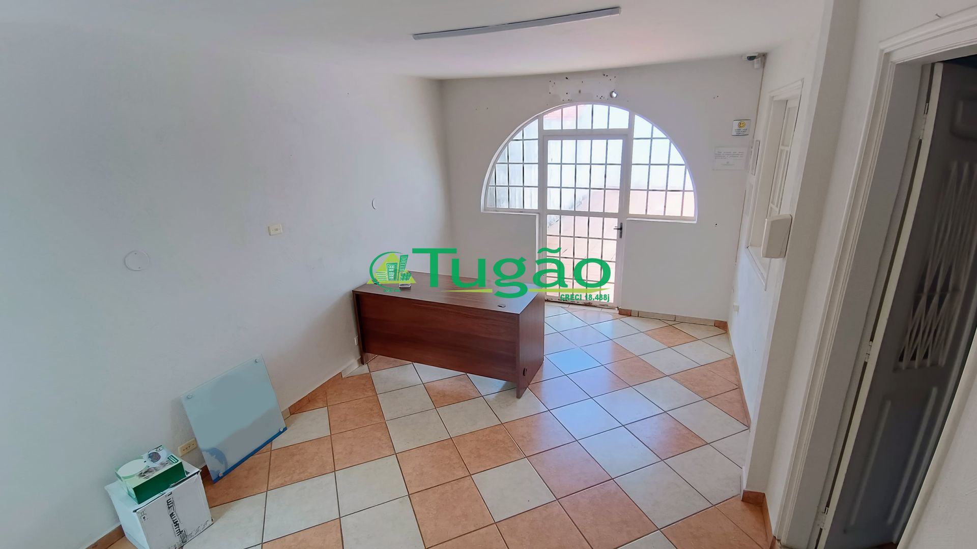 Imóvel Comercial  para aluguel, 184m² — foto 1 de 23