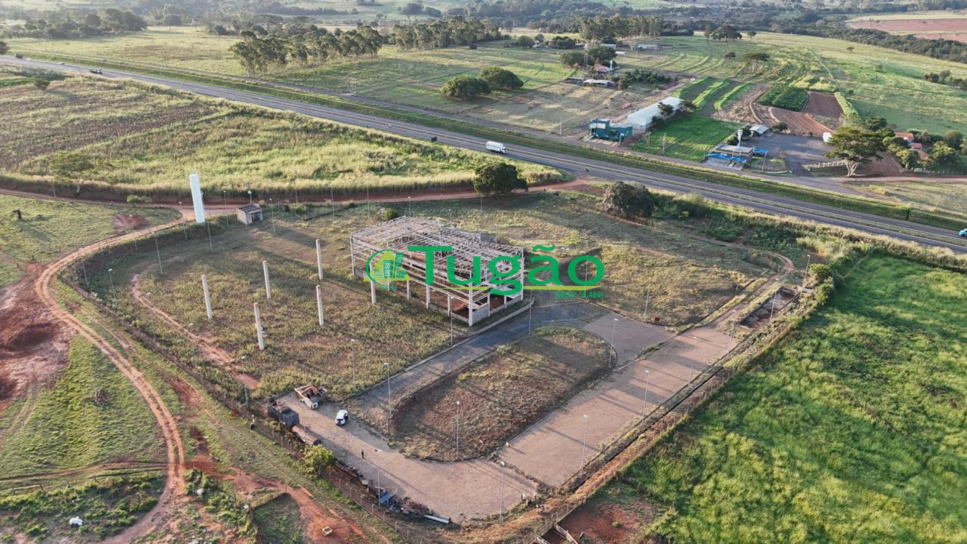 Galpão / Depósito / Armazém  à venda, 1310m² — foto 17 de 17