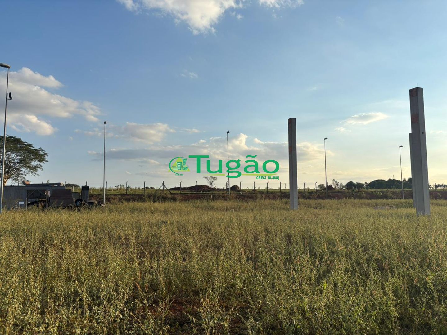 Galpão / Depósito / Armazém  à venda, 1310m² — foto 9 de 17