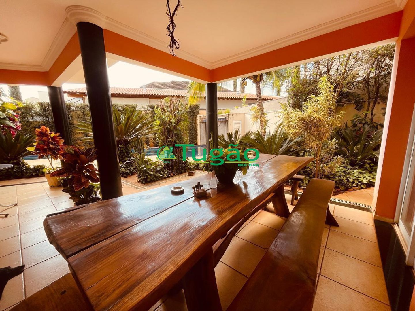Casa de Condomínio com 4 quartos para aluguel, 482m² — foto 4 de 26
