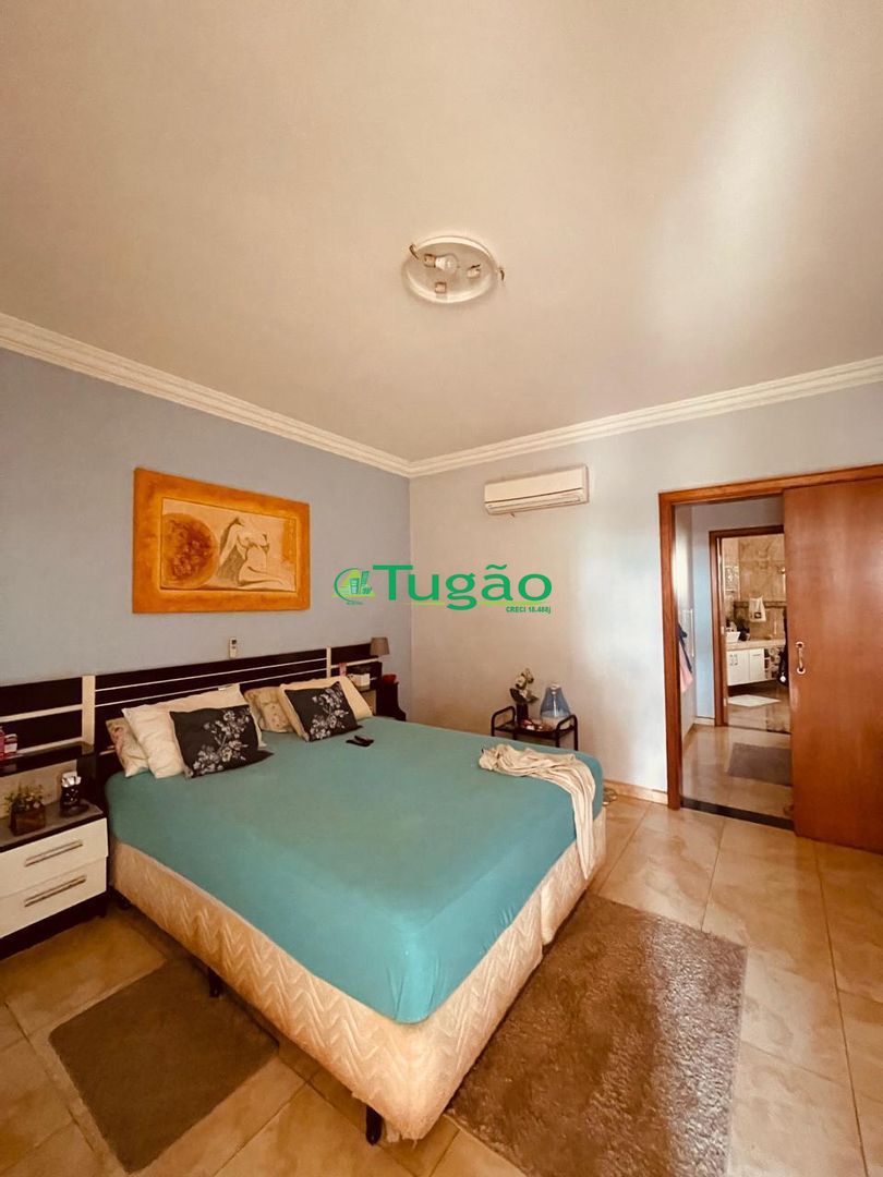Casa de Condomínio com 4 quartos para aluguel, 482m² — foto 19 de 26