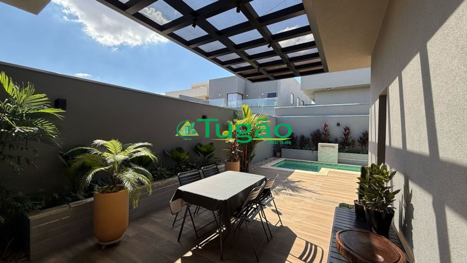 Casa de Condomínio com 3 quartos à venda, 200m² — foto 25 de 41