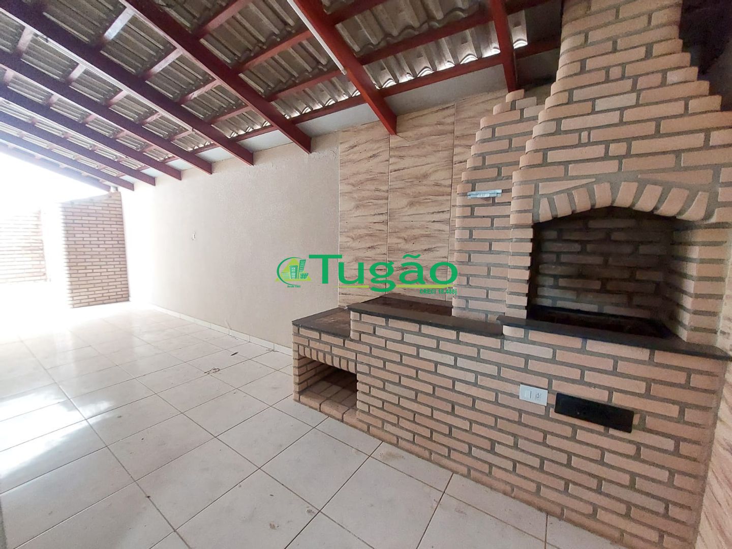 Casa com 3 quartos à venda, 95m² — foto 2 de 12