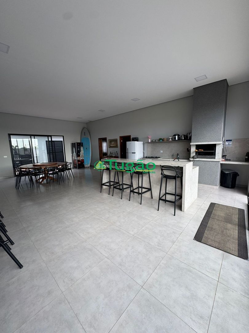 Fazenda / Sítio / Chácara com 3 quartos à venda, 140m² — foto 3 de 18