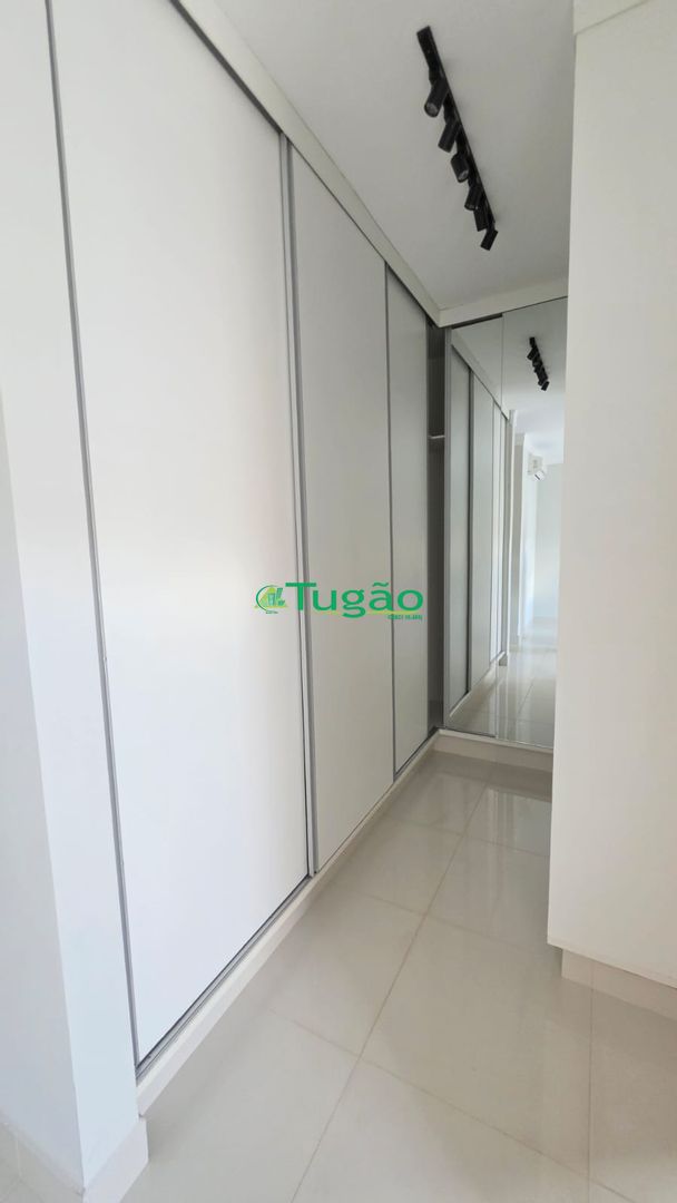 Casa de Condomínio com 4 quartos à venda, 278m² — foto 6 de 24