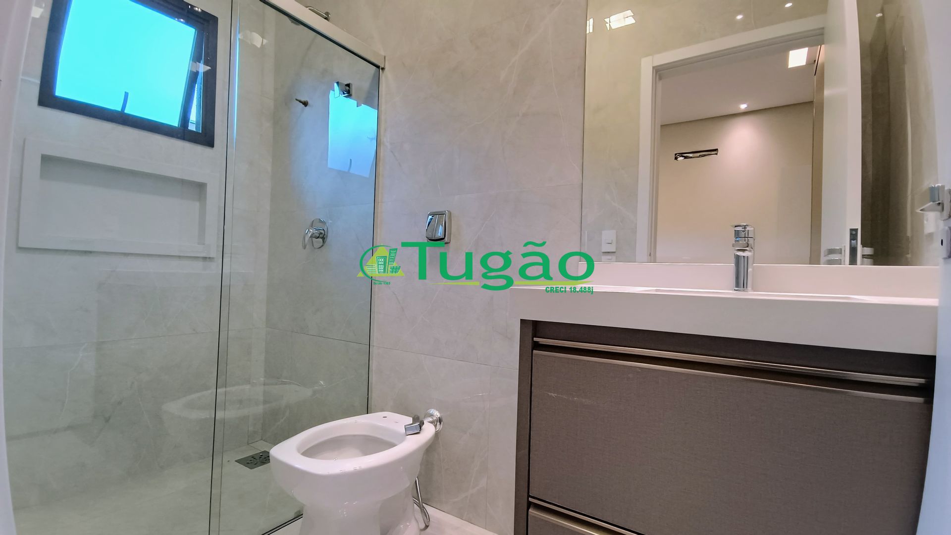 Casa de Condomínio com 3 quartos à venda, 215m² — foto 21 de 26