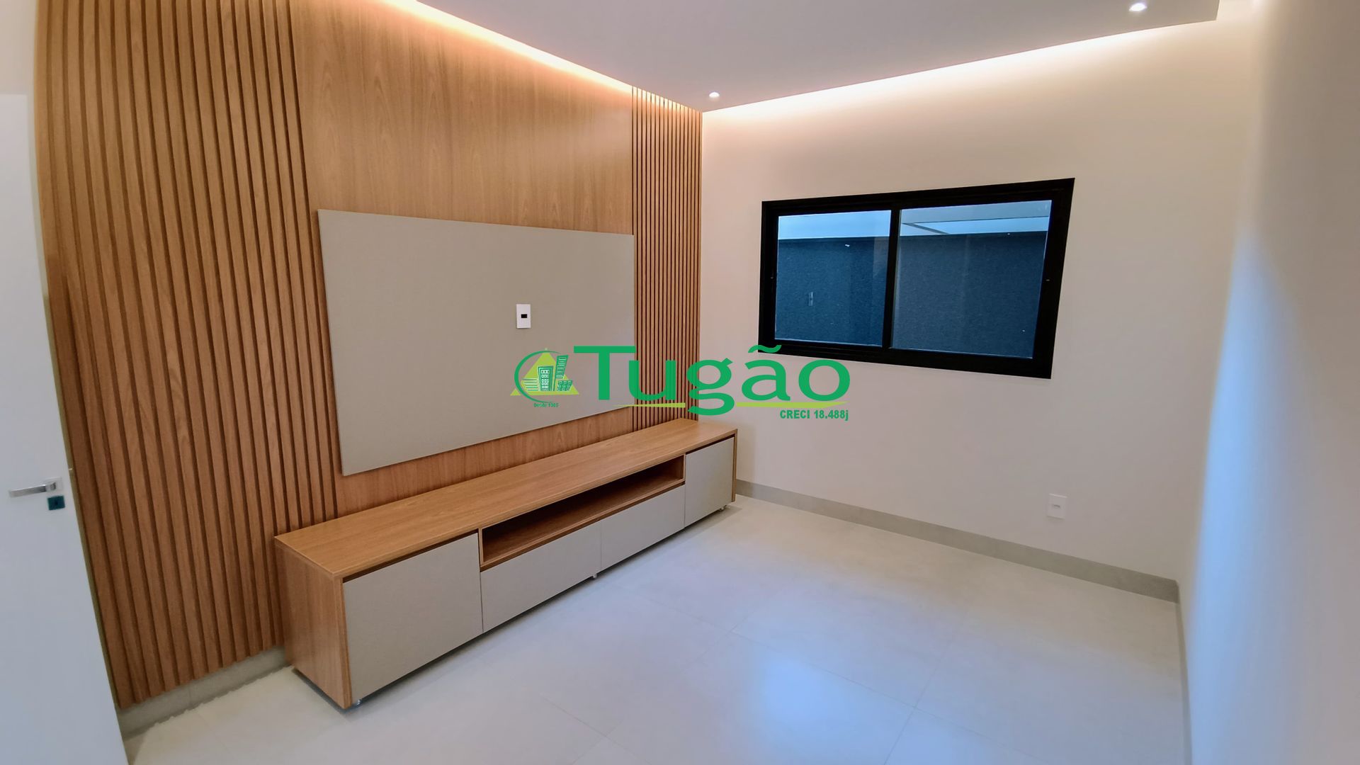 Casa de Condomínio com 3 quartos à venda, 215m² — foto 15 de 26