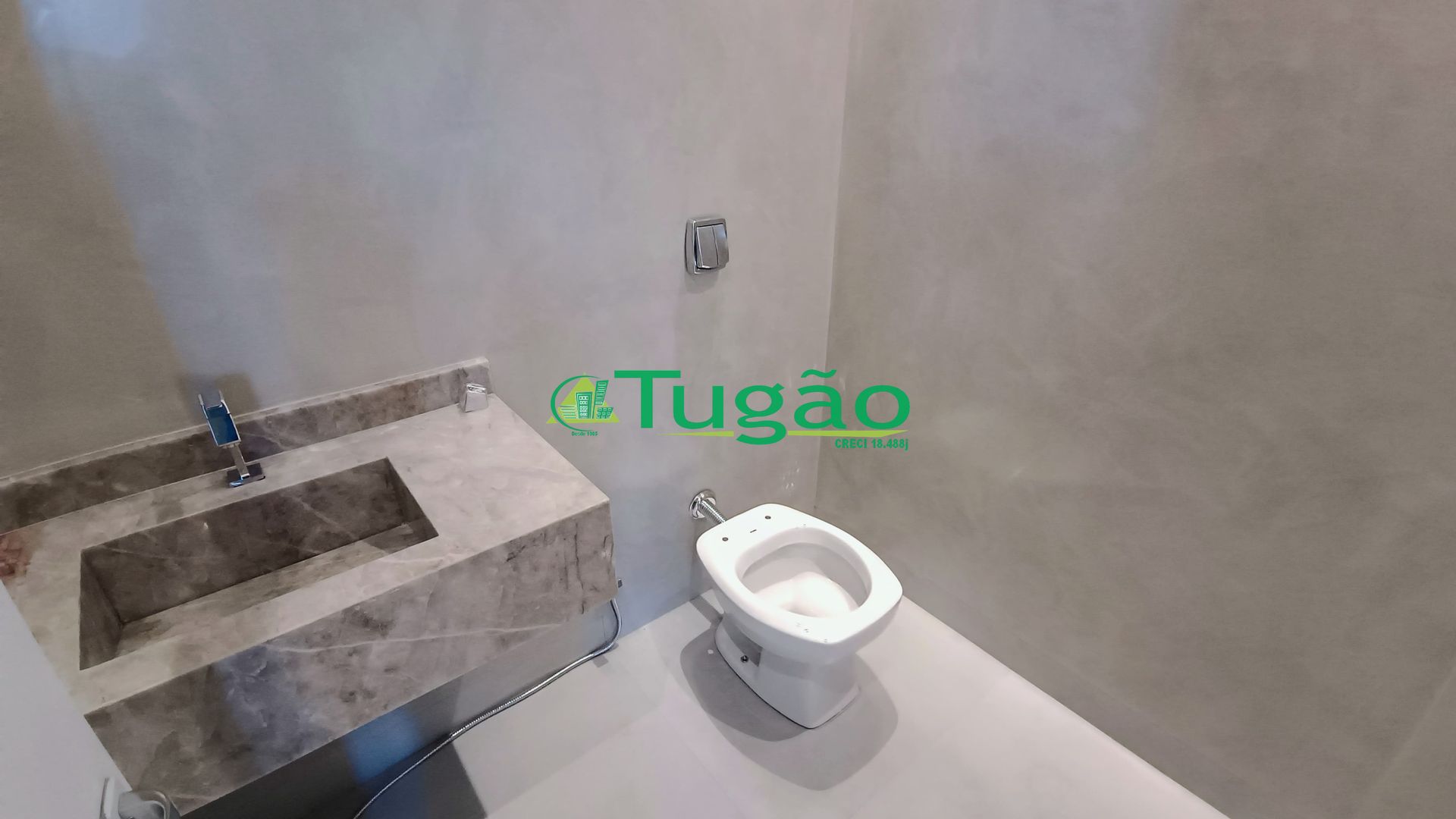 Casa de Condomínio com 3 quartos à venda, 215m² — foto 3 de 26