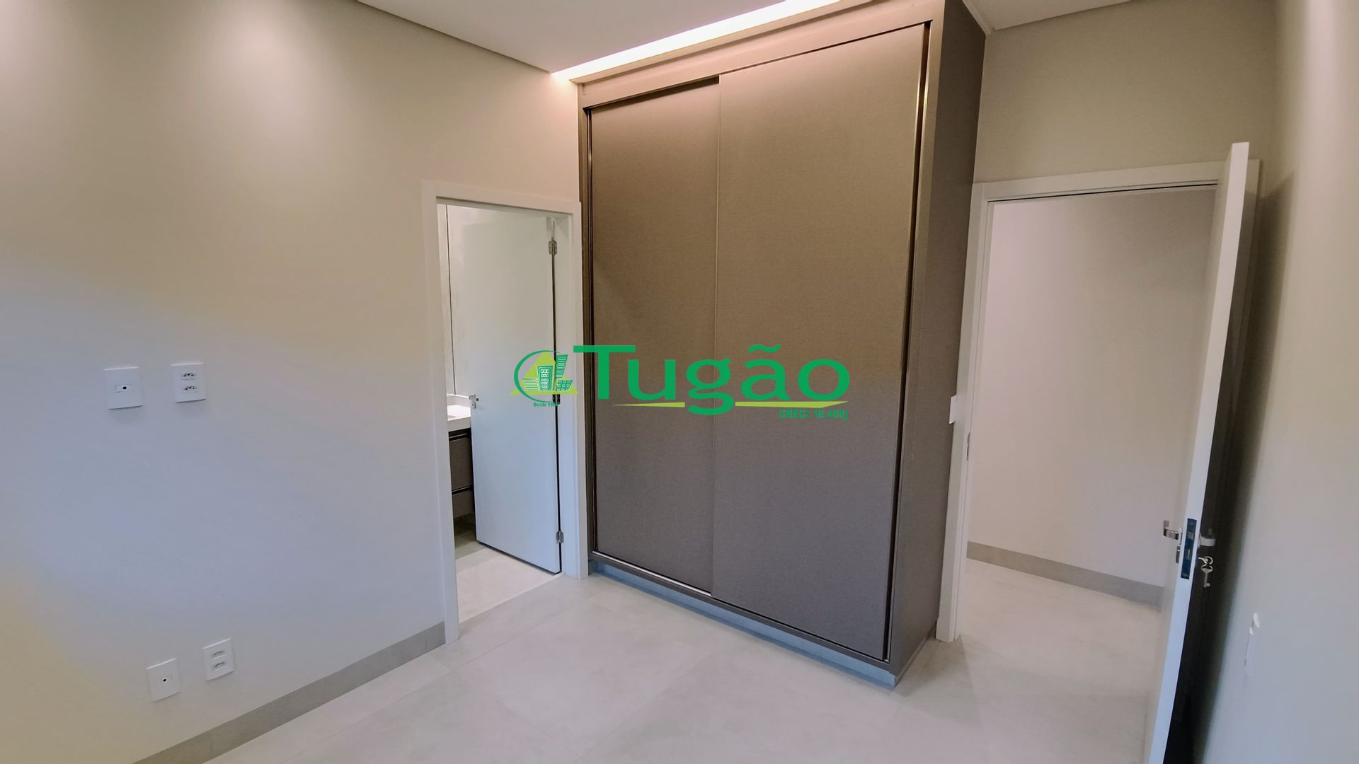 Casa de Condomínio com 3 quartos à venda, 215m² — foto 20 de 26