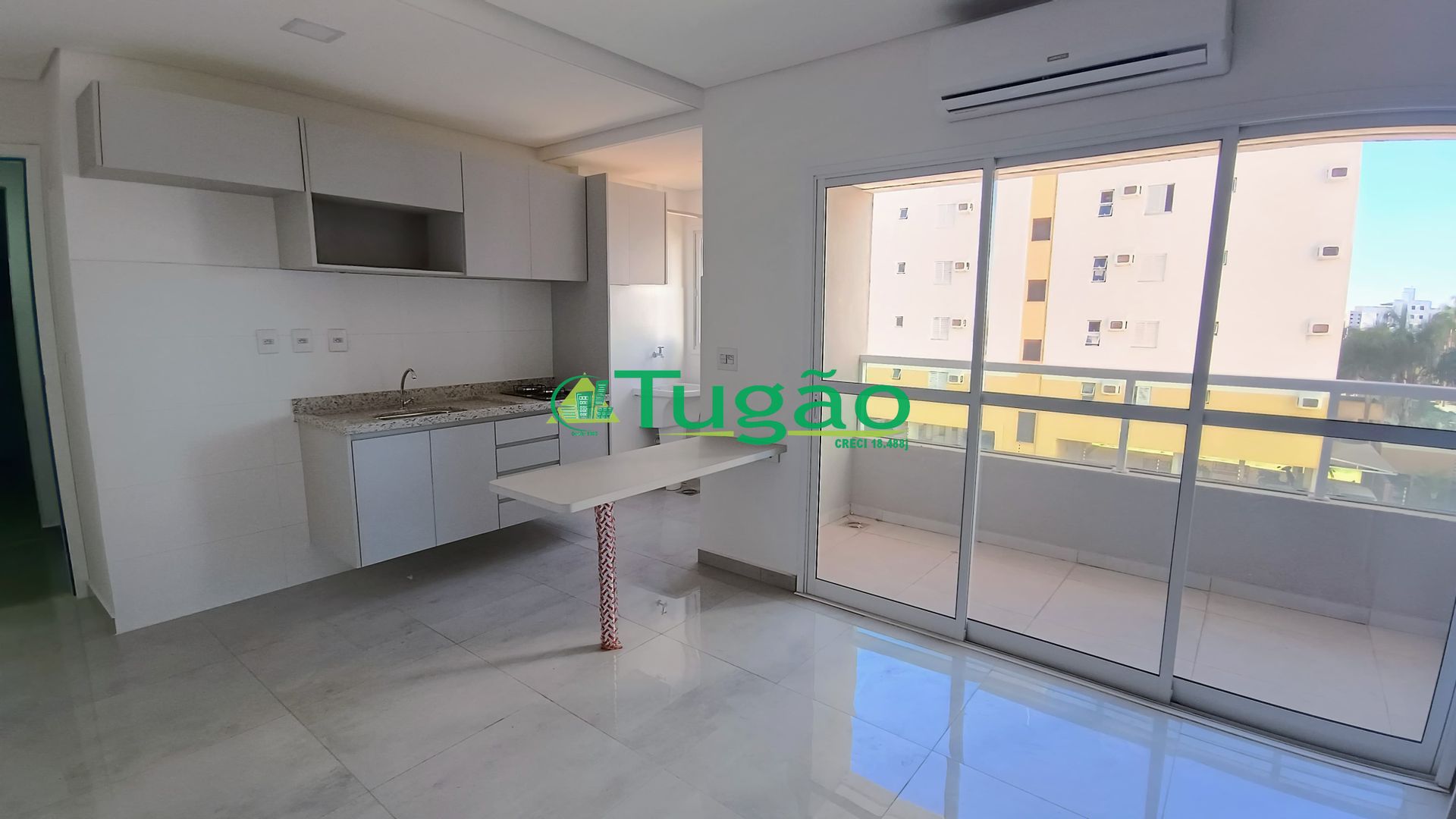 Apartamento com 1 quarto à venda, 40m² — foto 1 de 6